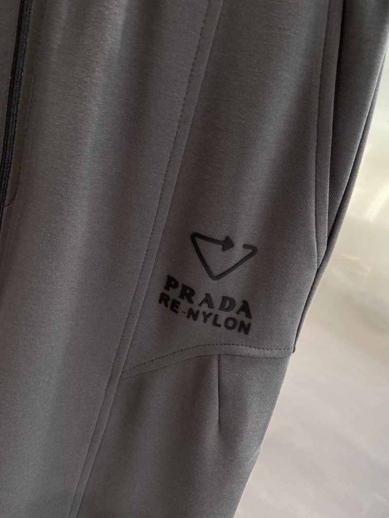 Pra*a long pants